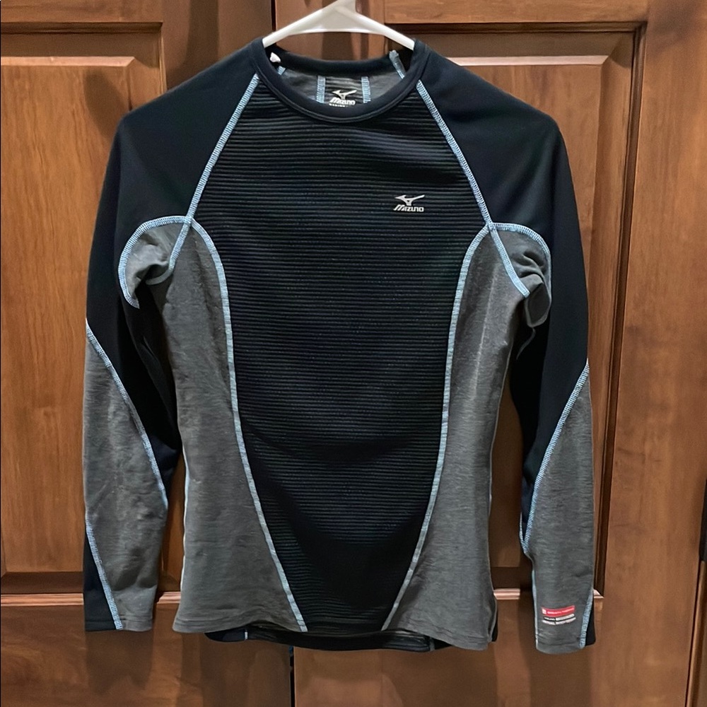 Mizuno Black and Gray Long Sleeve Running  Shirt
